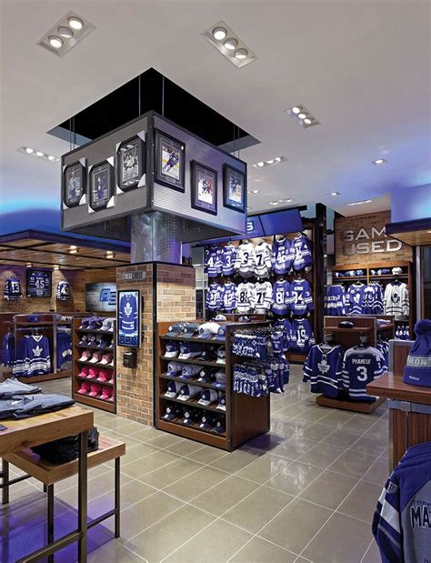 maple leafs store toronto